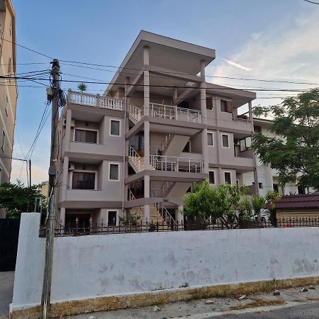 Guest House "Pisha" Драч Екстериор снимка