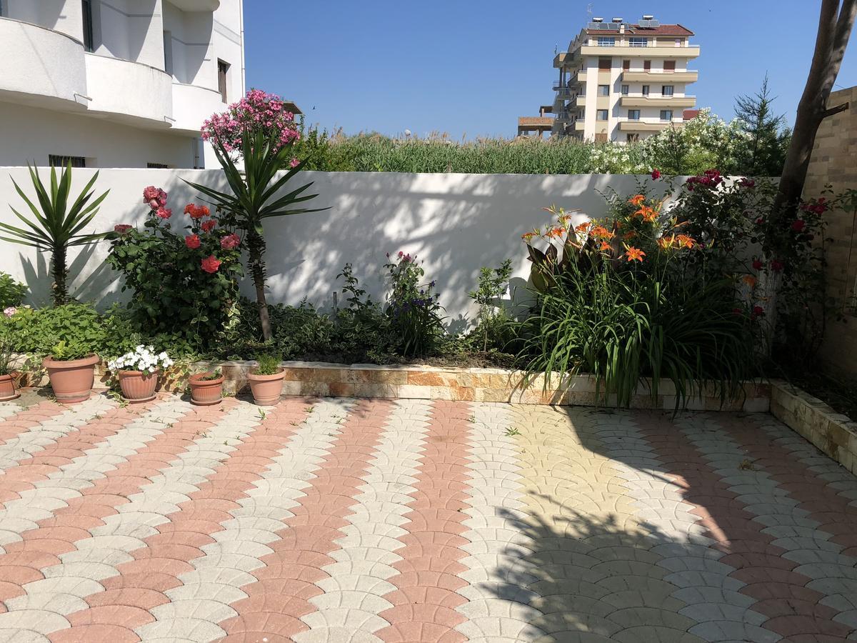 Guest House "Pisha" Драч Екстериор снимка